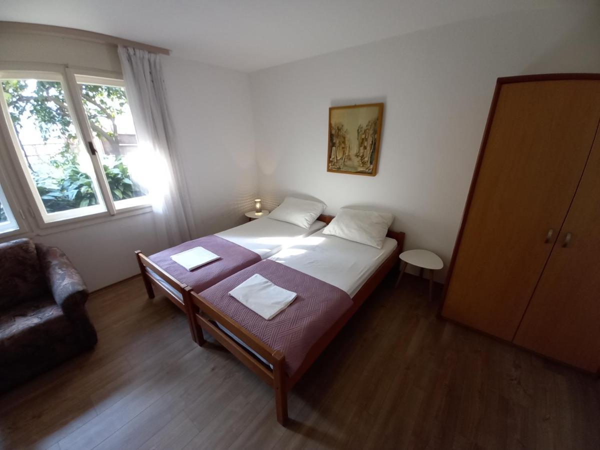 Apartments Lungo Pula Habitación foto